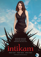 Intikam 2013 - 2014 film scene di nudo