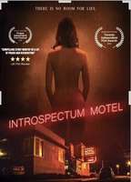 Introspectum Motel 2021 film scene di nudo