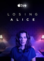 Losing Alice (2020-oggi) Scene Nuda