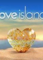 Love Island  2015 film scene di nudo