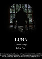 Luna (II) 2018 film scene di nudo
