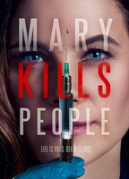 Mary Kills People 2017 film scene di nudo