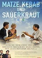 Matze, Kebab & Sauerkraut 2020 film scene di nudo