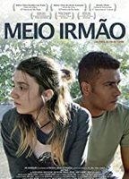 Meio Irmão (2018) Scene Nuda