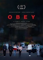 Obey  2018 film scene di nudo