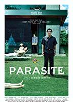 Parasite (I) 2019 film scene di nudo