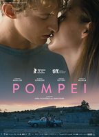 Pompei  2019 film scene di nudo