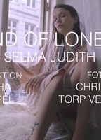 Selma Judith - Kind of Lonely 2018 film scene di nudo