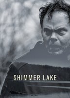 Shimmer Lake 2017 film scene di nudo