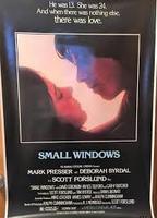 Small Windows 1972 film scene di nudo
