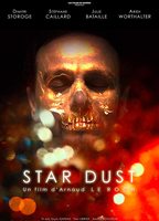 Star Dust 2015 film scene di nudo