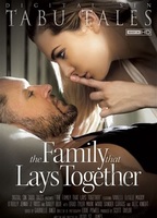 The Family That Lays Together (2013) Scene Nuda