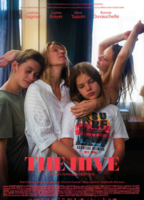 The Hive 2021 film scene di nudo