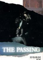 The Passing (1983) Scene Nuda