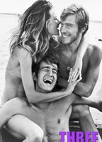 Noi tre soltanto (1969) Scene Nuda