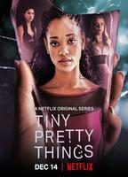 Tiny Pretty Things (2020-oggi) Scene Nuda