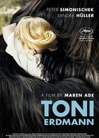Toni Erdmann 2016 film scene di nudo