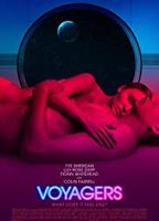 Voyagers 2021 film scene di nudo