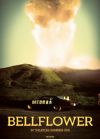 Bellflower 2011 film scene di nudo