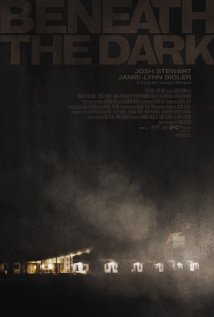 Beneath the Dark 2010 film scene di nudo