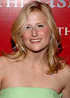 Mamie Gummer nuda