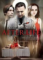 After.Life (2009) Scene Nuda