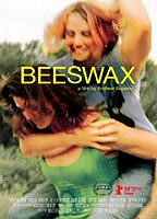 Beeswax (2009) Scene Nuda