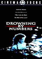 Drowning by Numbers 1988 film scene di nudo