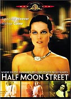 Half Moon Street (1986) Scene Nuda