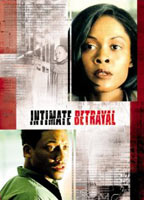 Intimate Betrayal 1999 film scene di nudo