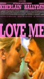 Love Me 2000 film scene di nudo