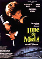Lune de miel (1985) Scene Nuda