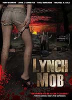 Lynch Mob scene nuda