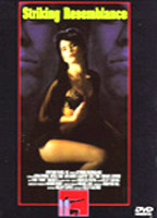 Striking Resemblance 1997 film scene di nudo