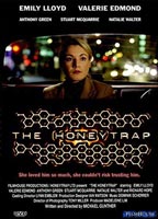 The Honeytrap 2002 film scene di nudo