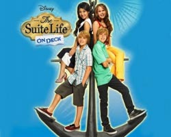 The Suite Life on Deck 2008 film scene di nudo