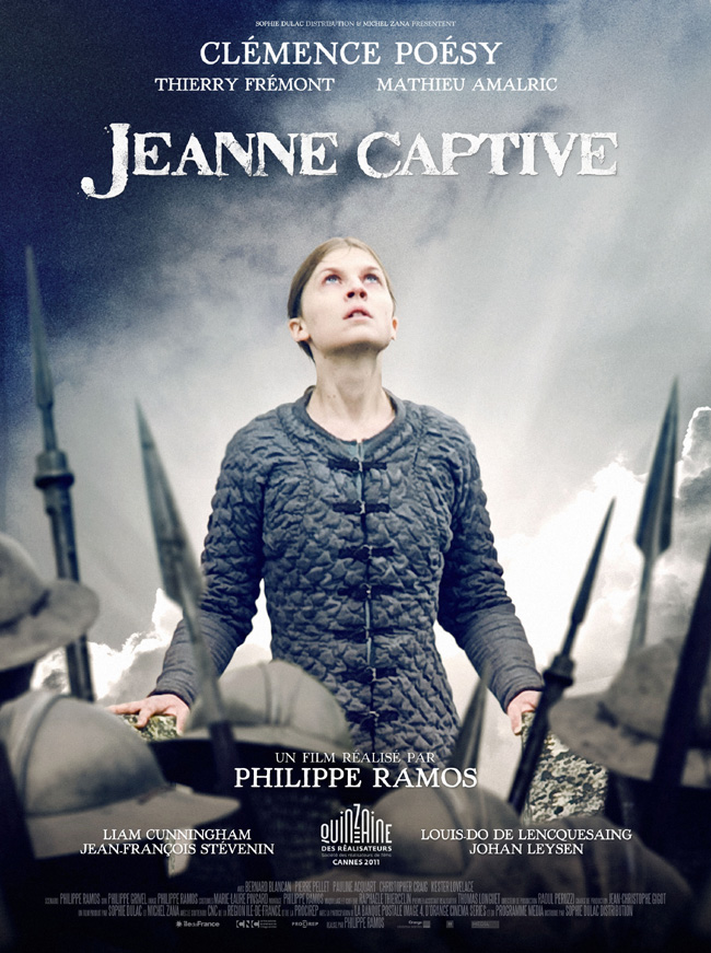 Jeanne captive 2011 film scene di nudo