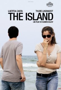 The Island 2011 film scene di nudo