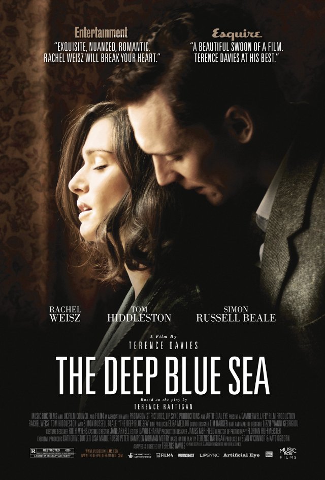 The Deep Blue Sea (2011) Scene Nuda